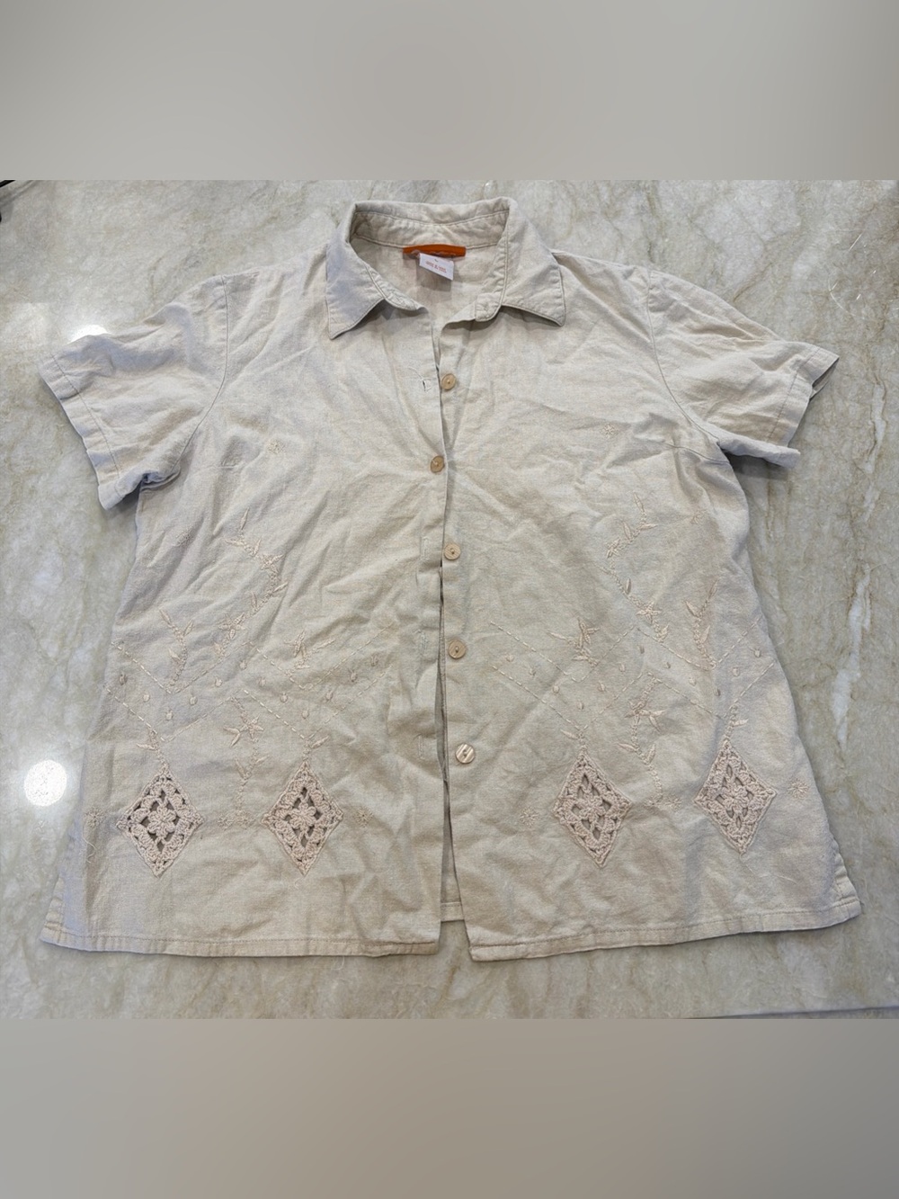 Women’s Short Sleeve Button Down Embroidered Eyelet Blouse Tan Size Large Linen